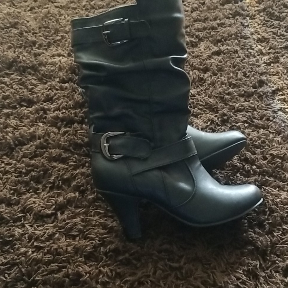 Womens heeled boots.
